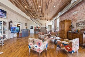 103 S Pecan Street - Photo 7