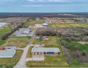 11733 FM 917 - Photo 2