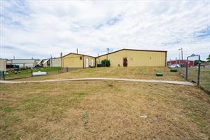 11361 & 11363 FM 730 N - Photo 10