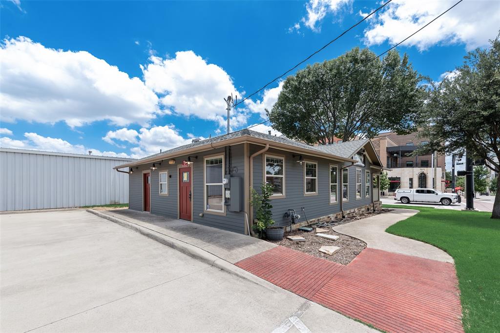 7510 Main Street - Photo 18