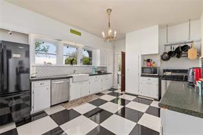 1700 Austin Avenue - Photo 10