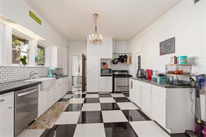 1700 Austin Avenue - Photo 11