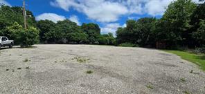 18351 Creekview Road - Photo 34