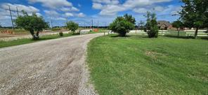 18351 Creekview Road - Photo 7