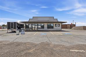 215 Shannon Road E - Photo 4