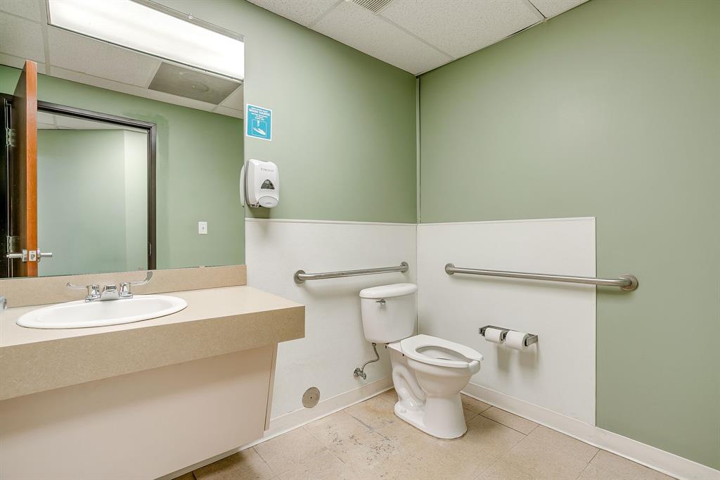 1340 S Main Street - Photo 16