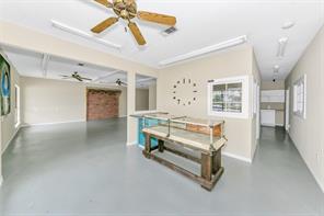 12258 S Fm 730 - Photo 13