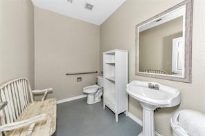 12258 S Fm 730 - Photo 24