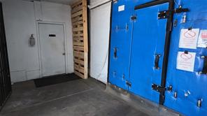 510 S Good Latimer Expressway - Photo 24