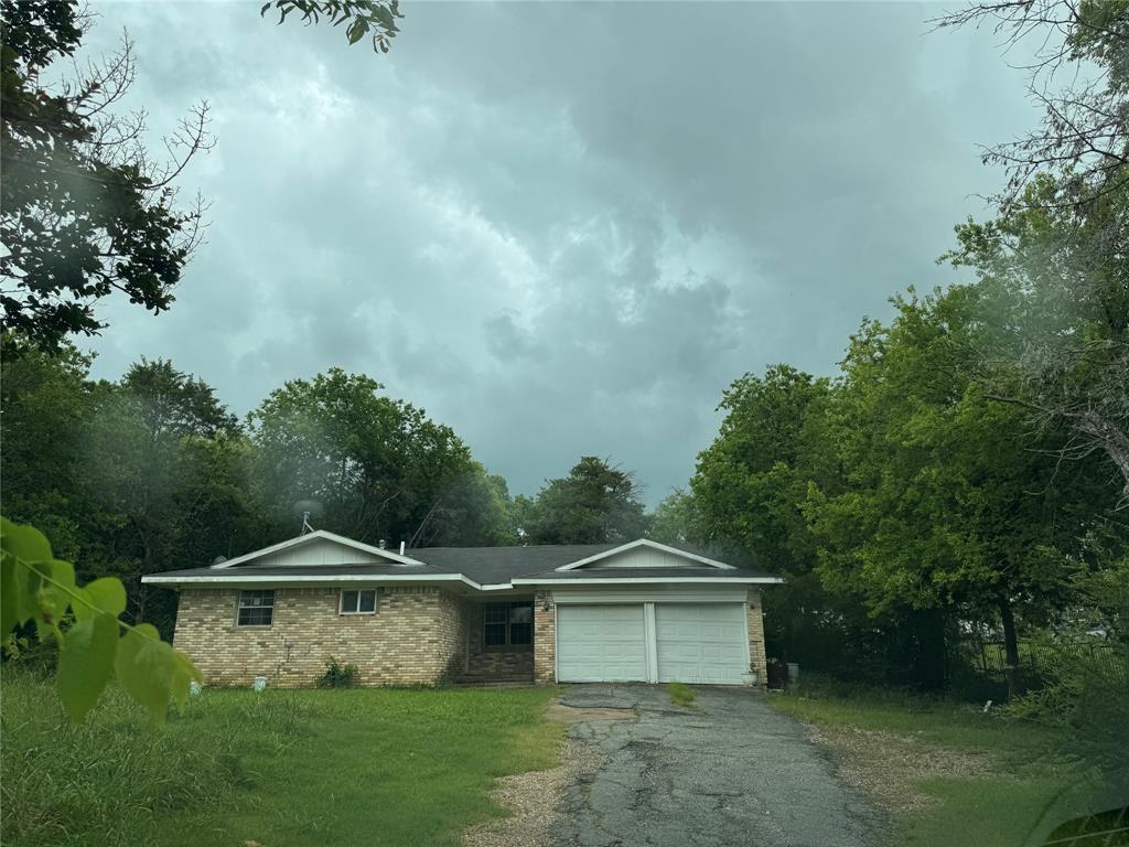 917 E Fishcreek Road - Photo 1