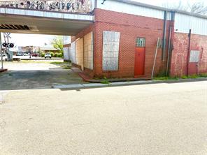 204 Quitman Street - Photo 2