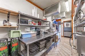 901 E Navarro Avenue - Photo 15