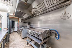 901 E Navarro Avenue - Photo 16