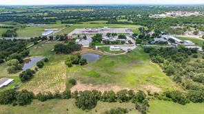 901 E Navarro Avenue - Photo 40