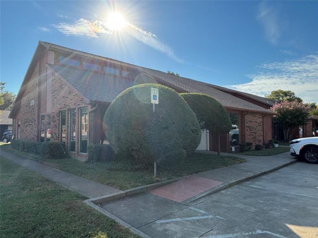376 W Main Street