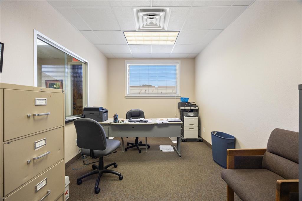 3641 Broadway Boulevard - Photo 33