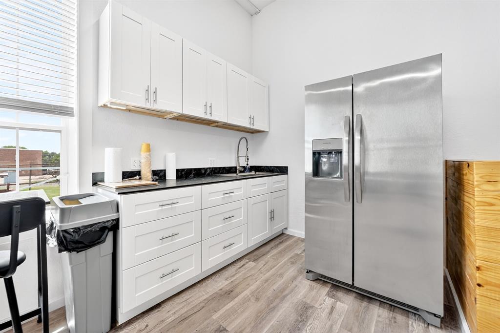 201 N Bois D Arc Street - Photo 23