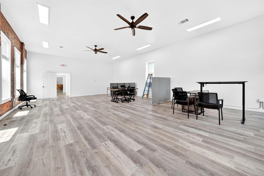 201 N Bois D Arc Street - Photo 25