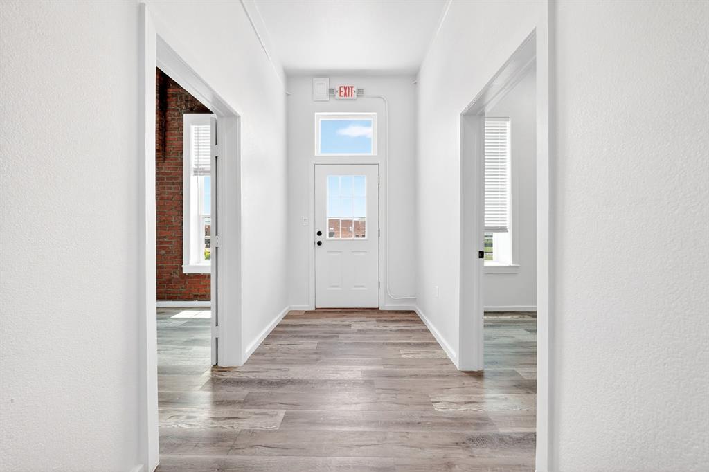 201 N Bois D Arc Street - Photo 27