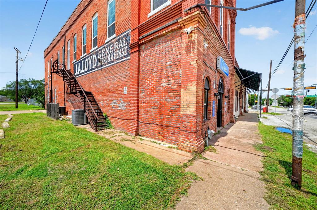 201 N Bois D Arc Street - Photo 35