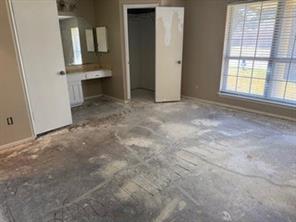 8813 Deerwood Drive - Photo 6
