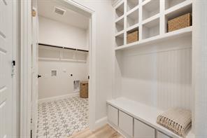 1040 Monaco Court - Photo 18