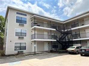 701 W Sycamore Street - Photo 4