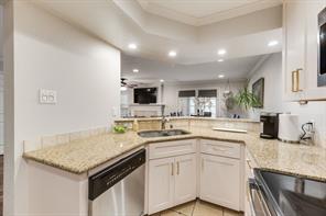 9412 Timberleaf Drive - Photo 16