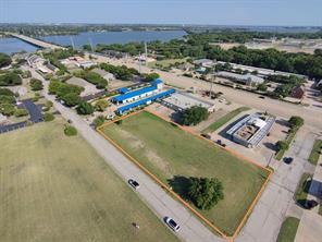 5310 Lakeview Parkway - Photo 1