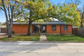 612 N 10th Street - Photo 1
