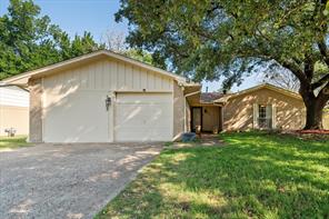 402 Carol Avenue - Photo 1