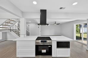 901 Huntington Drive - Photo 1