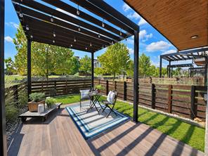 800 Emerling - Photo 1