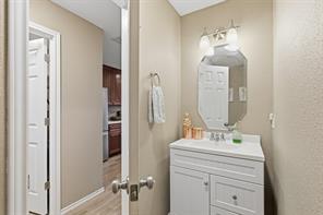 2313 Southway - Photo 17