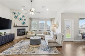 700 Sahallee Drive - Photo 5