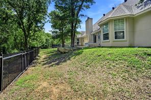 102 Manders Court - Photo 34