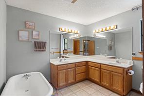 1170 Diamond Oaks Road - Photo 15