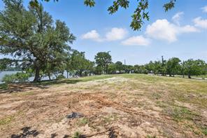 8501 Heron Drive - Photo 18