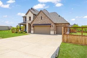1035 Hickory Lane - Photo 2