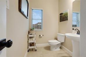 1035 Hickory Lane - Photo 5