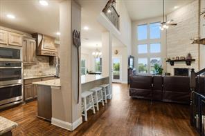 1035 Hickory Lane - Photo 6