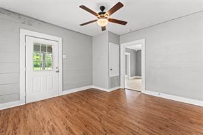 512 Herring Avenue - Photo 20