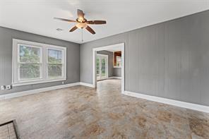 512 Herring Avenue - Photo 8