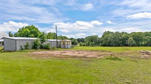 1122 County Road 3750 - Photo 13