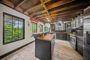 1122 County Road 3750 - Photo 21