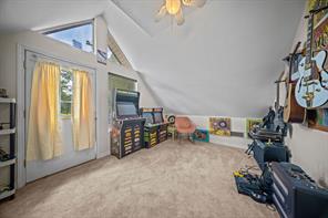 1122 County Road 3750 - Photo 32