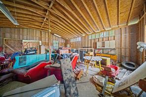 1122 County Road 3750 - Photo 37