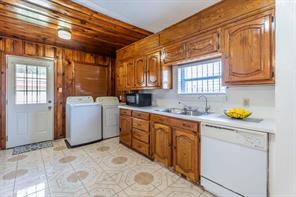3055 Frio Drive - Photo 5