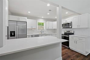 900 Cortez Street - Photo 13