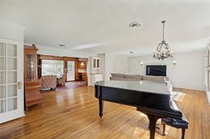 2615 Glenwood Lane - Photo 1